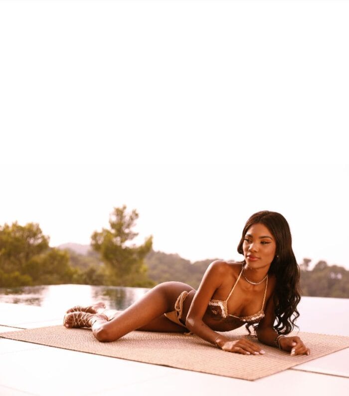 Esther puta de alto standing Esther puta de alto standing