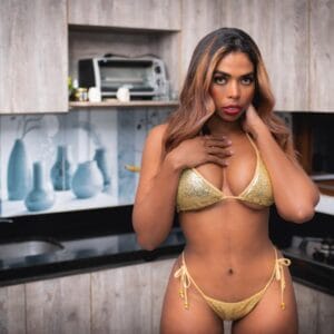 Naomi escort Naomi escort