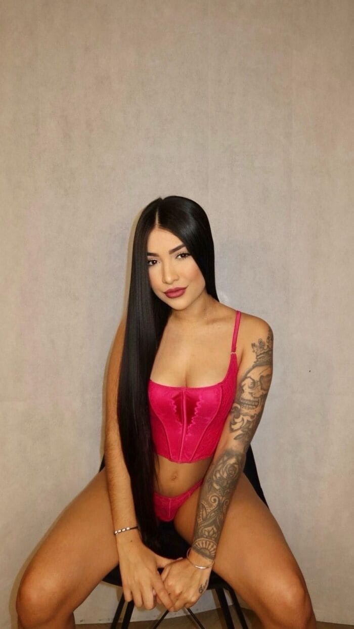 Maddie Azafata en Ibiza Maddie Azafata en Ibiza