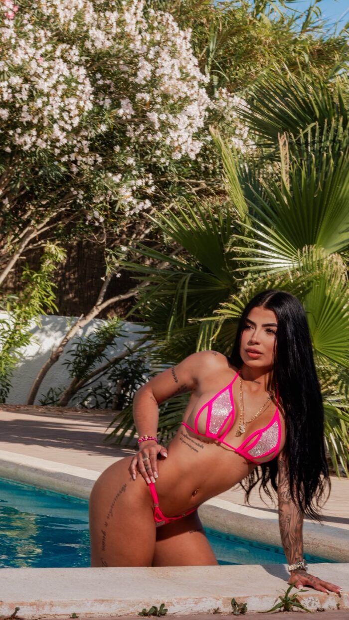 Cloe: New Photos – Flight Attendant in Ibiza Cloe: New Photos – Flight Attendant in Ibiza
