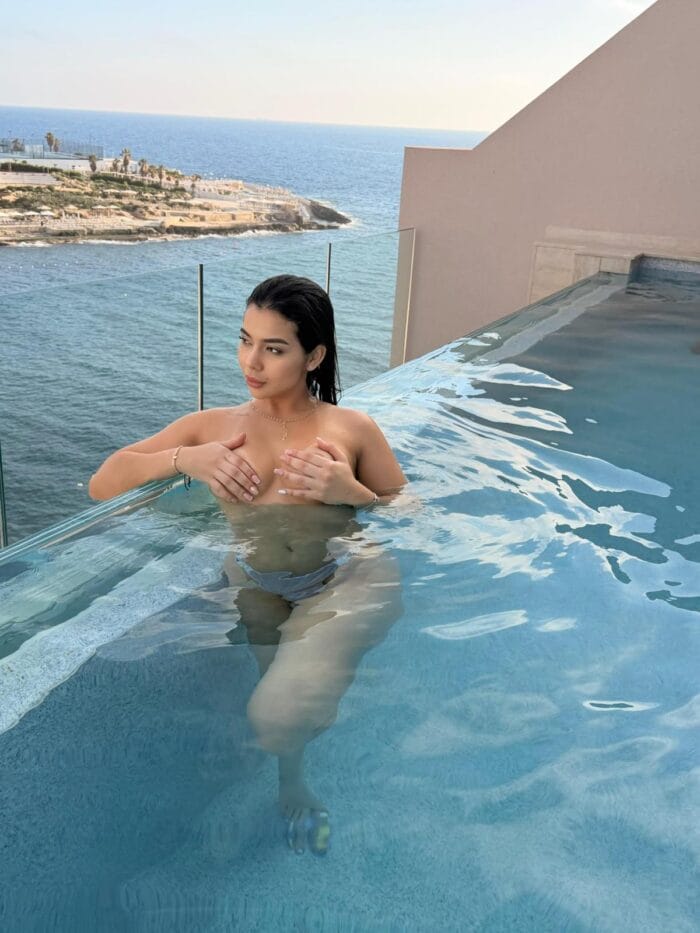 Samanta Vip Escort in Ibiza Samanta Vip Escort in Ibiza